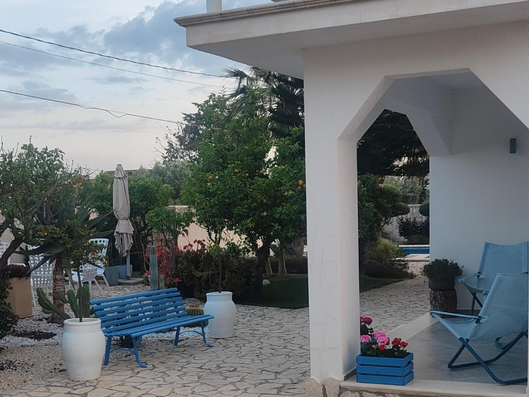 5 Elementi Bed & Breakfast ปอร์โต เอมเปโดเกล ภายนอก รูปภาพ